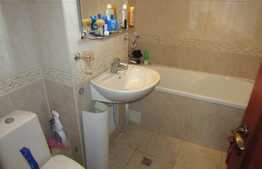 Apartament cu 3 camere, 80 mp, 2 parcari, zona Minerva