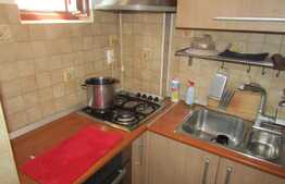 Apartament cu 3 camere, 80 mp, 2 parcari, zona Minerva