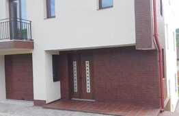 Duplex de vanzare 135 mp, teren 257 mp, front 10 ml, zona de case