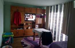 Apartament 2 camere, 52,40 mp, logie, zona Profi 