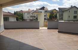 Casa individuala, 330 mp utili, teren 760 mp, zona strazii Lunii