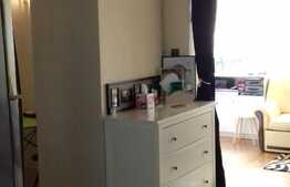 Apartament 3 camere, 89 mp, balcon, boxa, zona strazii Horea