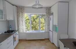 2 camere, decomandate, 54 mp, zona strazii Lunii