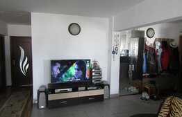 Apartament 4 camere, 82 mp, etaj intermediar, 2 parcari, zona strazii Ion Mester