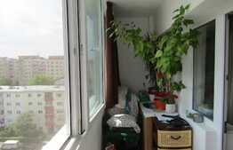 Apartament 4 camere, 82 mp, etaj intermediar, 2 parcari, zona strazii Ion Mester