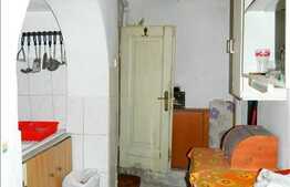 Vanzare 1 camera, decomandat, zona Pietei Avram Iancu