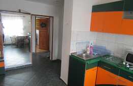 Apartament cu 3 camere, decomandat, 80 mp, zona Bisericii Calvaria