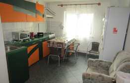 Apartament cu 3 camere, decomandat, 80 mp, zona Bisericii Calvaria