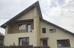 Casa individuala, 200 mp utili, 540 mp teren, D+P+E, asfalt, zona de case aproape de autogara Beta!