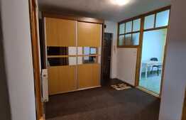 Apartament cu 3 camere, decomandat, 75 mp, zona Piata Marasti