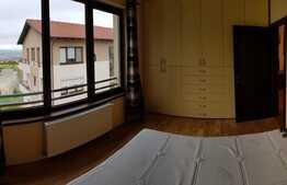 Apartament cu 3 camere, 90mp, parcare, zona strazii Carmen Silva