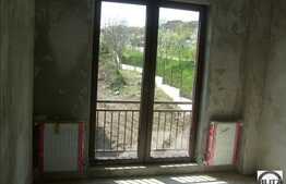 Apartament in zona f buna, pret negociabil!2 cam 68 mp!