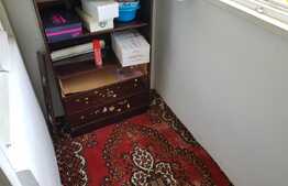 De vanzare garsoniera, 28 mp, etaj intermediar, boxa, zona strazii Parang