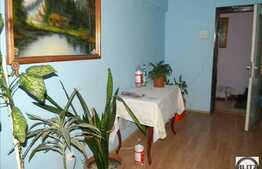 3 camere de vanzare, 74 mp utili