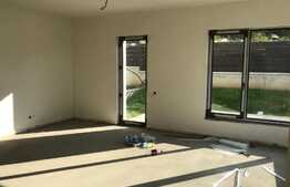 Duplex de vanzare D+P+E, 160 mp, 250 mp teren, front 20 ml, semifinisat, incalzire in pardoseala, finalizat 2018!