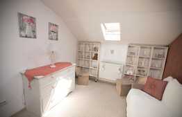 3 camere, 95 mp, mobilat modern, prima inchiriere, scara interioara, zona Piata Mihai Viteazu