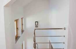 Oportunitate! Casa individuala, 230 mp utili, teren 2400 mp, zona linistita!