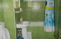 Apartament 4 camere, decomandat, 75 mp, balcon, zona Complexului Nora