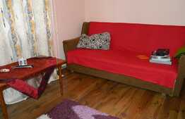 Apartament 4 camere, decomandat, 75 mp, balcon, zona Complexului Nora