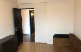 Apartament 3 camere, 54 mp, semidecomandat, zona Subcetate!