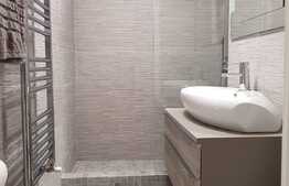 Apartament de lux cu 3 camere, 80 mp, A.C, zona Strazii Parang