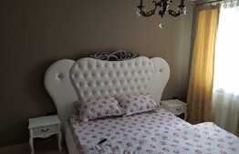 Apartament de lux cu 3 camere, 80 mp, A.C, zona Strazii Parang