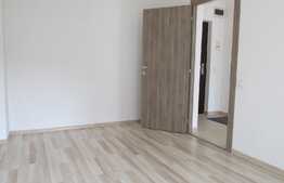 Spatiu birouri, 40 mp, parter, zona Piata Abator, cu vedere  spre strada!