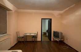 3 camere, 63 mp, semidecomandat, zona Strazii Horea