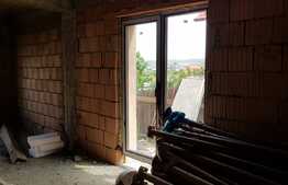 De vanzare duplex, 110 mp, teren 295 mp, zona Exterior Est