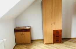 Apartament 3 camere, 75 mp, decomandat, zona UMF