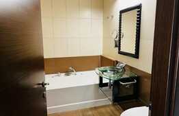 Apartament 2 camere, 67 mp, parcare, zona Semiluna