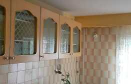 Apartament cu 3 camere, 65 mp, zona Piata Cipariu