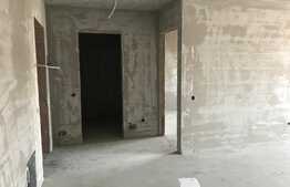 Apartament 2 camere, 56 mp, balcon 5 mp, bloc nou, semifinisat! Zona Piata 1 Mai