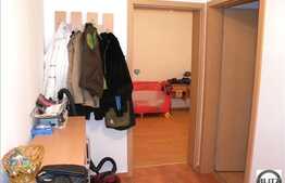 Apartament 3 camere, decomandat, 69 mp, parcare, zona Calea Baciului