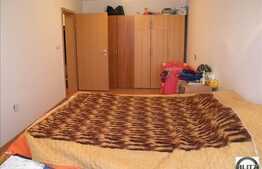 Apartament 3 camere, decomandat, 69 mp, parcare, zona Calea Baciului