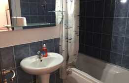 De vanzare garsoniera 33 mp + 16 mp terasa, zona Piata 1 MAI