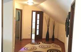 Mansarda spatioasa 92 mp, 3 camere decomandate, loc de parcare!