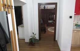 Apartament cu 3 camere, 75 mp, decomandat, zona Kaufland