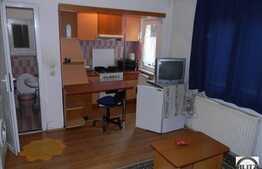 Zona Sigma, 50 mp in imobil tip casa!