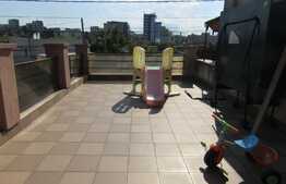 De vanzare casa cuplata, 134 mp, 265 mp teren, front 11 ml, zona Iulius Mall!