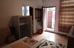 Garsoniera, 40 mp, zona Farmec