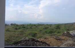 Triplex de vanzare 120 mp, teren 200 mp, zona Voronet