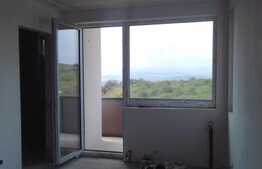 Triplex de vanzare 120 mp, teren 200 mp, zona Voronet