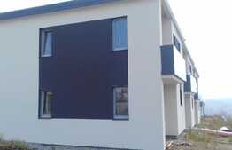 Triplex de vanzare 120 mp, teren 300 mp, zona Voronet