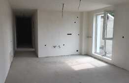 Oportunitate, 3 camere, 77 mp,  8,82 mp terasa, etaj intermediar, zona Vivo