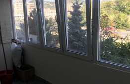 Apartament 3 camere decomandate, 82 mp, garaj, terasa 25 mp, zona Kaufland