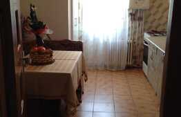 Apartament 4 camere, 76 mp, decomandat, parcare, boxa, zona Expo Transilvania