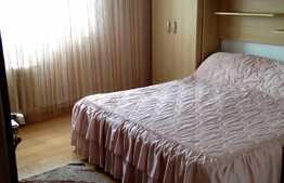 Apartament 4 camere, 76 mp, decomandat, parcare, boxa, zona Expo Transilvania