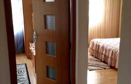 Apartament 4 camere, 76 mp, decomandat, parcare, boxa, zona Expo Transilvania