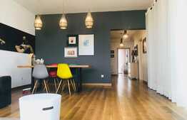 Apartament 3 camere, 101mp, terasa de 25mp, 2 parcari zona Andrei Muresanu